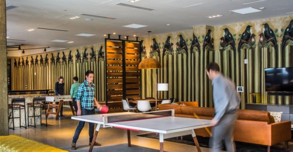 Global Luxury Near Union Station